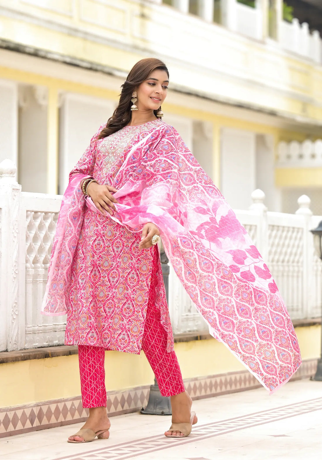 Baby Pink Printed Straight Ethnic Kurta Set