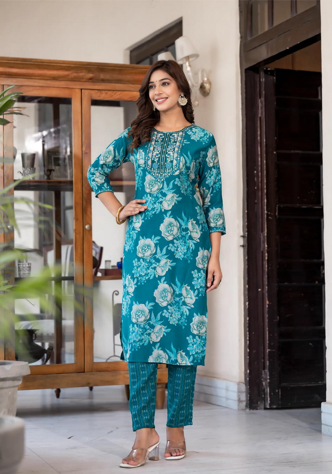 Blue Flower Printed Straight Kurta Set