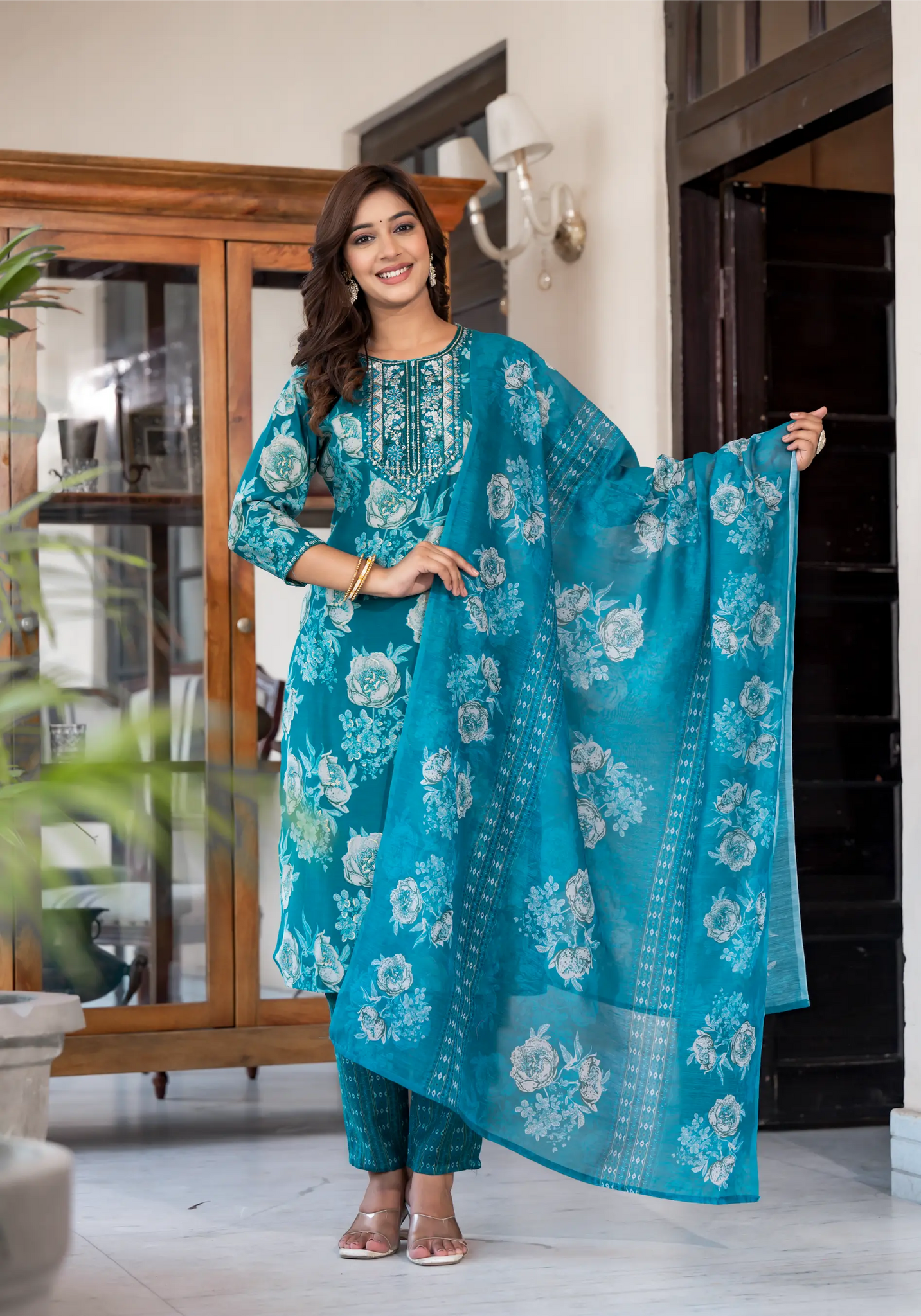 Blue Flower Printed Straight Kurta Set